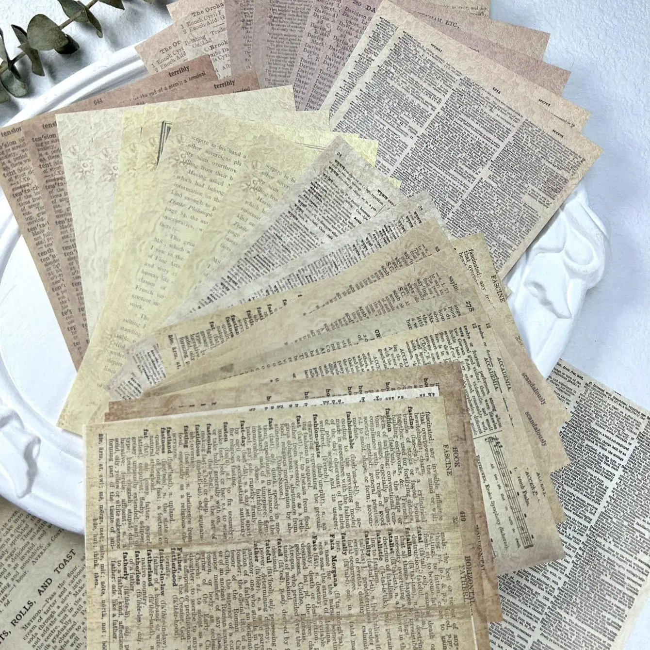 Vintage Book Page (30pcs/set), Scrapbooking & Stamping Background Paper, Art & DIY Decorative Paper for Scrapbooking & Journal Making, Scrapbook Supplies, Scrapbook Materials, Christmas Gift, Crafts