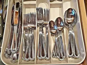 20-Piece Mirror Polished Stainless Steel Dishwasher Safe Cutlery Set Service for 4