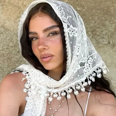 Elegant Geometric Floral Lace Headscarf, All Season, Hollow Embroidered Hairband, Stylish Accessory for Daily Wear Outdoor Beach Parties, Fashionable Scarf