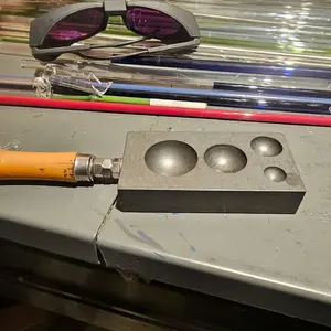Hand held graphite marble mold