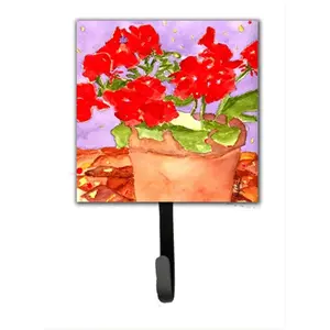 Carolines Treasures  4.25 x 7 in. Flower Geranium Leash Or Key Holder