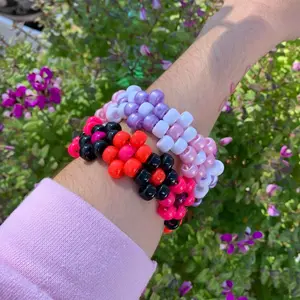 Flower Kandi Bracelet ( 5 piece set )