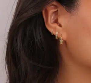 14K Gold-Plated Hoop Earrings Gold PlatedEarring Set Rhinestone Cubic Zirconia Hoop Earrings Chunky Small Gold-Plated Hoops Huggie Earring forWomen Gold Jewelry for Woman