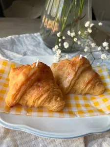 Croissant Candle Bundle