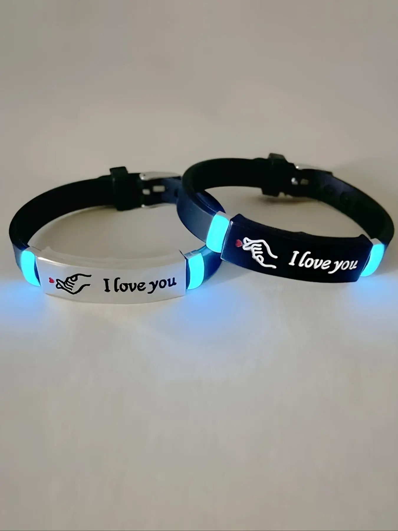 Couple Luminous Silicone Bracelet, Couple Bracelets, Heart Design Bracelet, Cute Heart & Letters Pattern Bracelet for Women & Men, Fashionable Persona