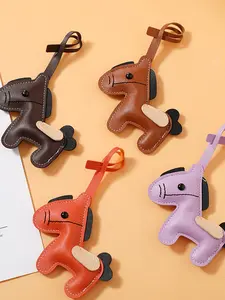 Cute Pu Little Pony Charm With Contrasting Saddle Decoration, Detailed Topstitch Embroidery, Diy Bag Charm Keychain, Suitable For Young Fashion Enthusiasts' Daily Outfits And Holiday GiftsCute Pu Little Pony Charm With Contr, Fashion Bag Charms