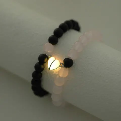 2 Piece Glow-In-The-Dark Heart Magnetic Elastic Beaded Bracelets, Simple Versatile Couple Matching Bangles, Bracelet Sets for Couples, Valentine's Day Romantic Gift, Valentines Day Jewelry, Glass Bead Bracelet