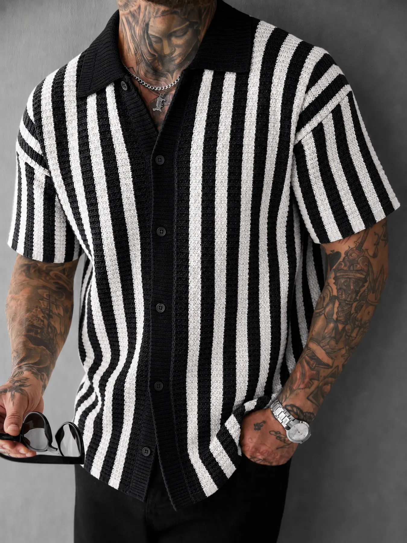 Men Striped Knit Shirt Short Sleeve Button Up Collared Top Summer Outfit Vacation Resort Wear Streetwear Going Out Shirt Lightweight Breathable Textured Casual Top for Weekend Travel Beach Party Daily Layering