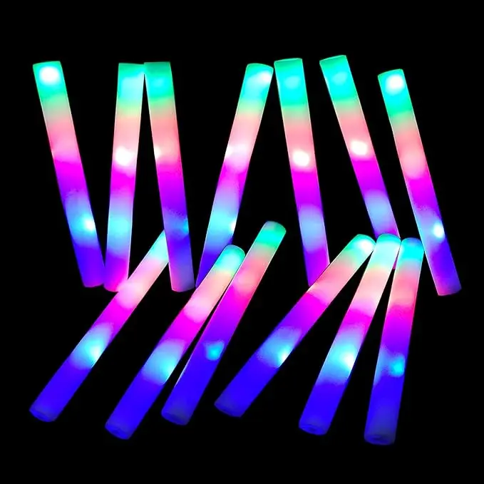 120pcs LED Glow Sticks,3 Color LED Light Sticks,Christmas Party Gift, Outdoor Glow Party Supplies in the Dark, Glow Party Suitable for Adults, Glow Party Gift,3 Flashing Modes, Holiday Carnival, Birthday Party