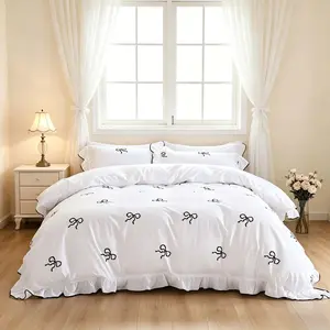 3pcs Bow Print Ruffled Bedding Set (1 Duvet Cover + 2 Pillowcases, No Inserts). Zipper closure for easy laundering, soft and cozy fabric, ideal for year-round use.
