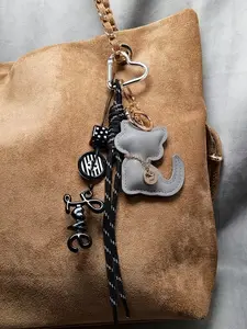 Vintage Tassel Cat Braided Keychain, Keychain For Bags, Sweet And Cool Girl Style, Cute 3d Cat Design With Tassel Pendant And 'love' Letter Dice Charm, Can Be Used As A Bag Charm, Perfect For Daily Commuting, Dating Outfits, And Personalized Accessorizing