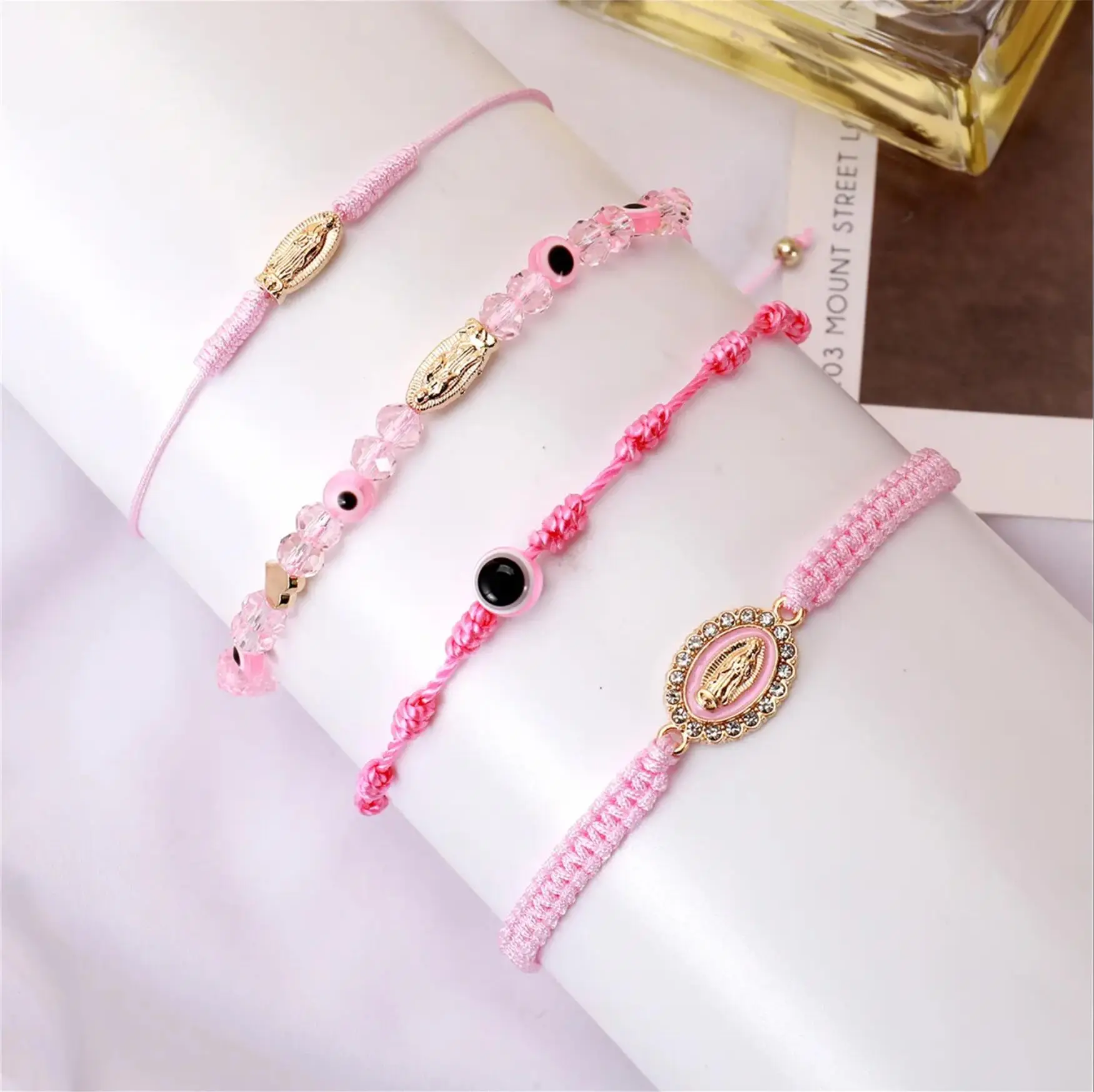 Sicbumi 4Pcs Beaded Bracelet Set with Rhinestones, Mexican Braclets Virgin Mary San Judas Boho Style Beaded Braided Bracelet For Women Girls Couple Red String Evil Eye Green Beads Anklets Jewelry Gift Bead Bracelets