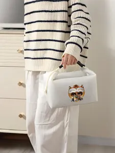 Large capacity lunch bag with Michael Jackson portrait, insulated bag, stylish retro design, perfect for back-to-school or birthday gifts.