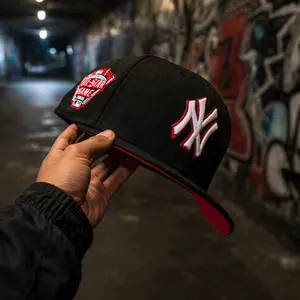 New Era New York Yankees 9FORTY A-Frame Snapback Hat – White Crown Red Brim – Adjustable MLB Baseball Cap – Streetwear Unisex Summer Edition