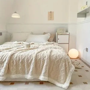 Luxurious Fleece Blanket, Soft Plush Bed Throw, Waffle Knit Blanket, All-Season Comfort, Elegant Bedroom Accessory, Ideal Choice for Home Decor