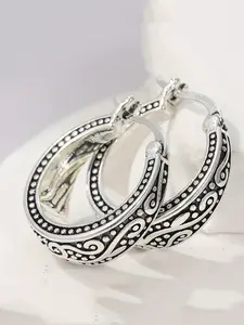 The Classic Elegance Style Design, Combined with The Unique Texture Structure, Exudes A Mysterious Atmosphere. The Classical and Elegant Earrings Are Suitable for Art Events and Party Accessories