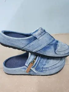 Summer New Hole Design Trendy Men's Shoes, Versatile Sports Slippers for Daily Use, Retro Style Denim Sandals with Toe Caps, Comfortable Half Slippers, Non Slip Slippers