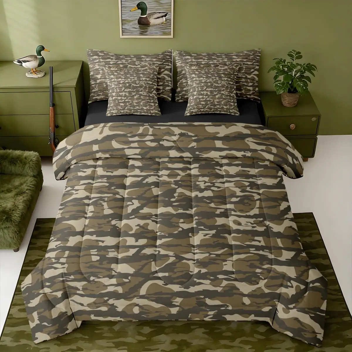 Camouflage 7 Piece Bedding Set,Kids Camo Hunter Comforter Set with Sheets,Pillowcases & Cushion Cover for Boys Girls Teens Farmhouse Rustic Bed in a Bag Microfiber Wild Military Room Decor