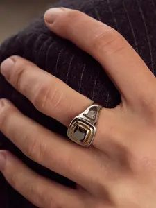 Ladies' Gold Jewelry Set Classic and Simple Accessory Set Stainless Steel 18k Gold-Plated Gold and Silver Color-Block Glossy Square Earrings and Rings Bohemian-Style Jewelry Summer Beach Vacation and Travel Style Jewelry Set