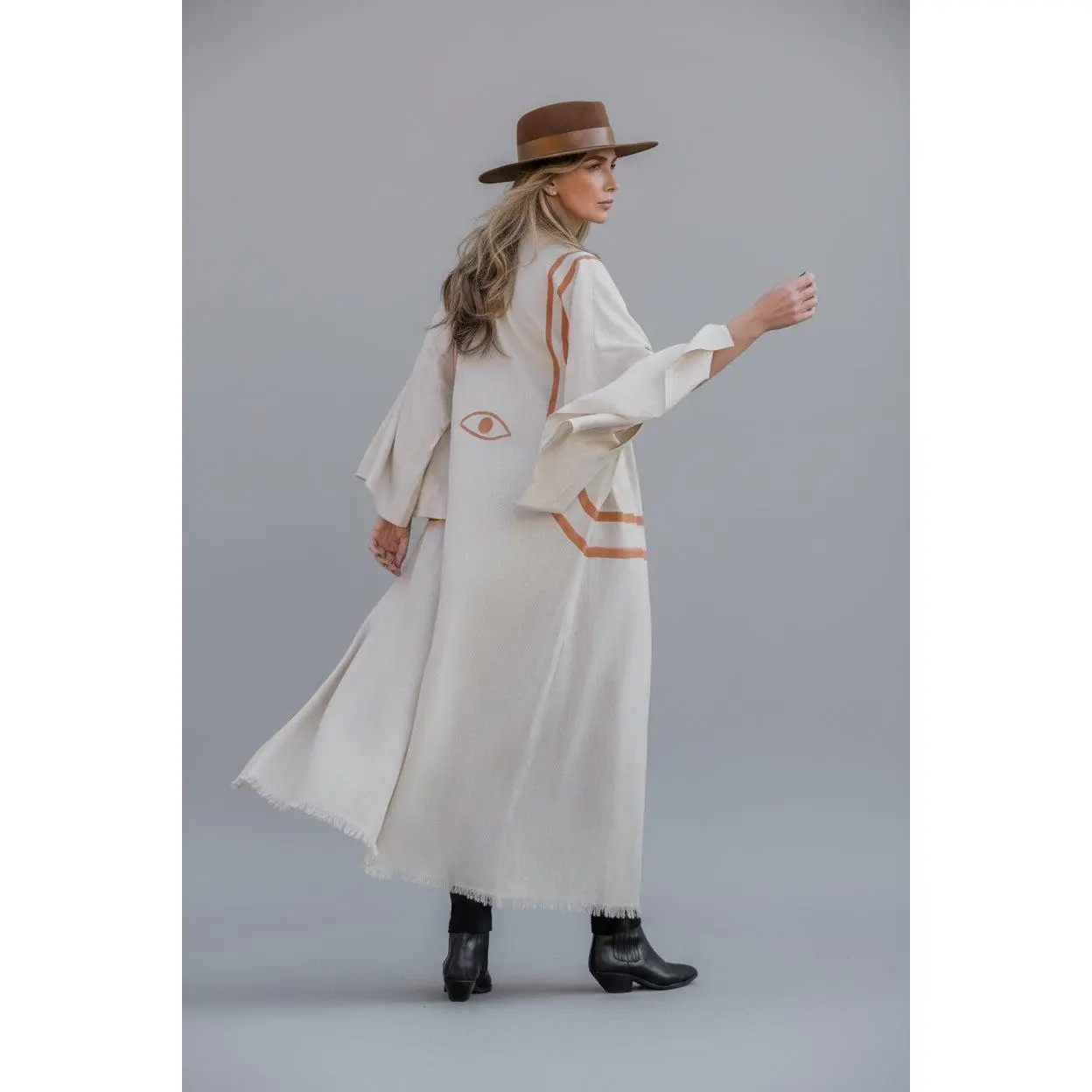 Women's Loose-Fitting Linen-Cotton Long Sleeve Kimono Uniform - 1-Piece, Breathable, Striped, Washed, WARRIOR EYE Hand-Painted Eye Motif, Natural Coral, Bottom-Included, Fringed Cape, Statement Workwear Special Clothing