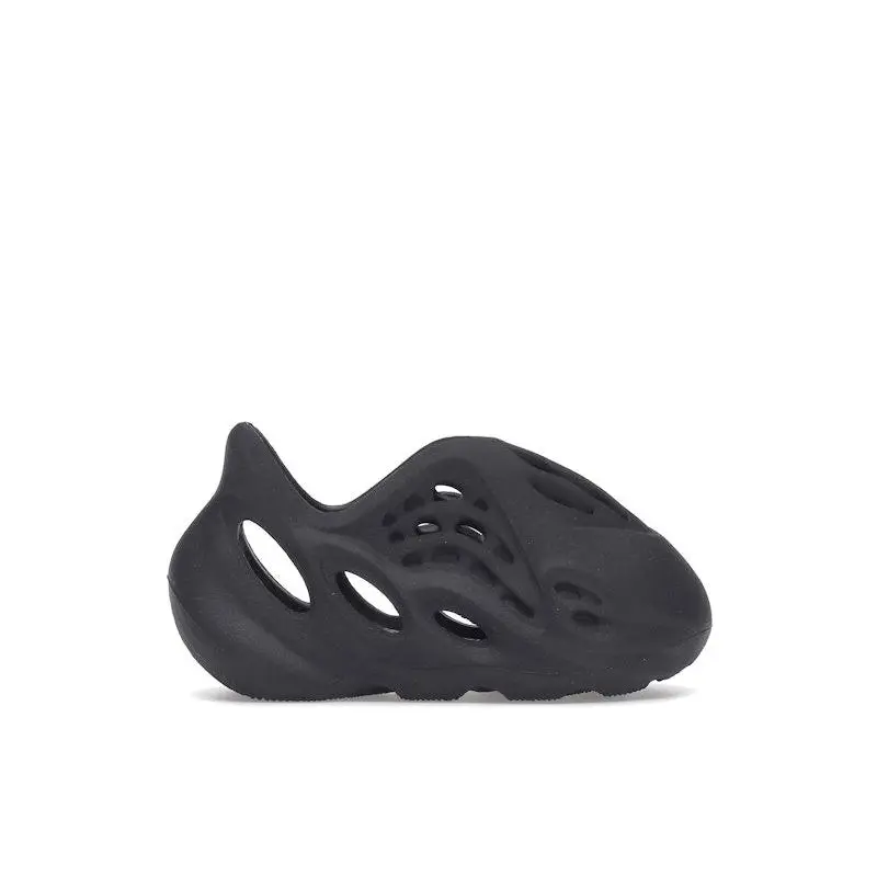 adidas Kid's Yeezy Foam RNR Onyx (Infants), from StockX adidas Kid's Yeezy Foam RNR Onyx (Infants), from StockX