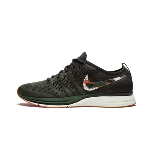 Flyknit Trainer "Velvet Brown" AH8396 202