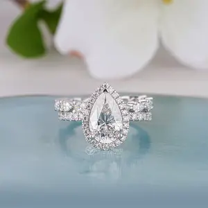 Pear Shaped Halo Wedding Ring Set