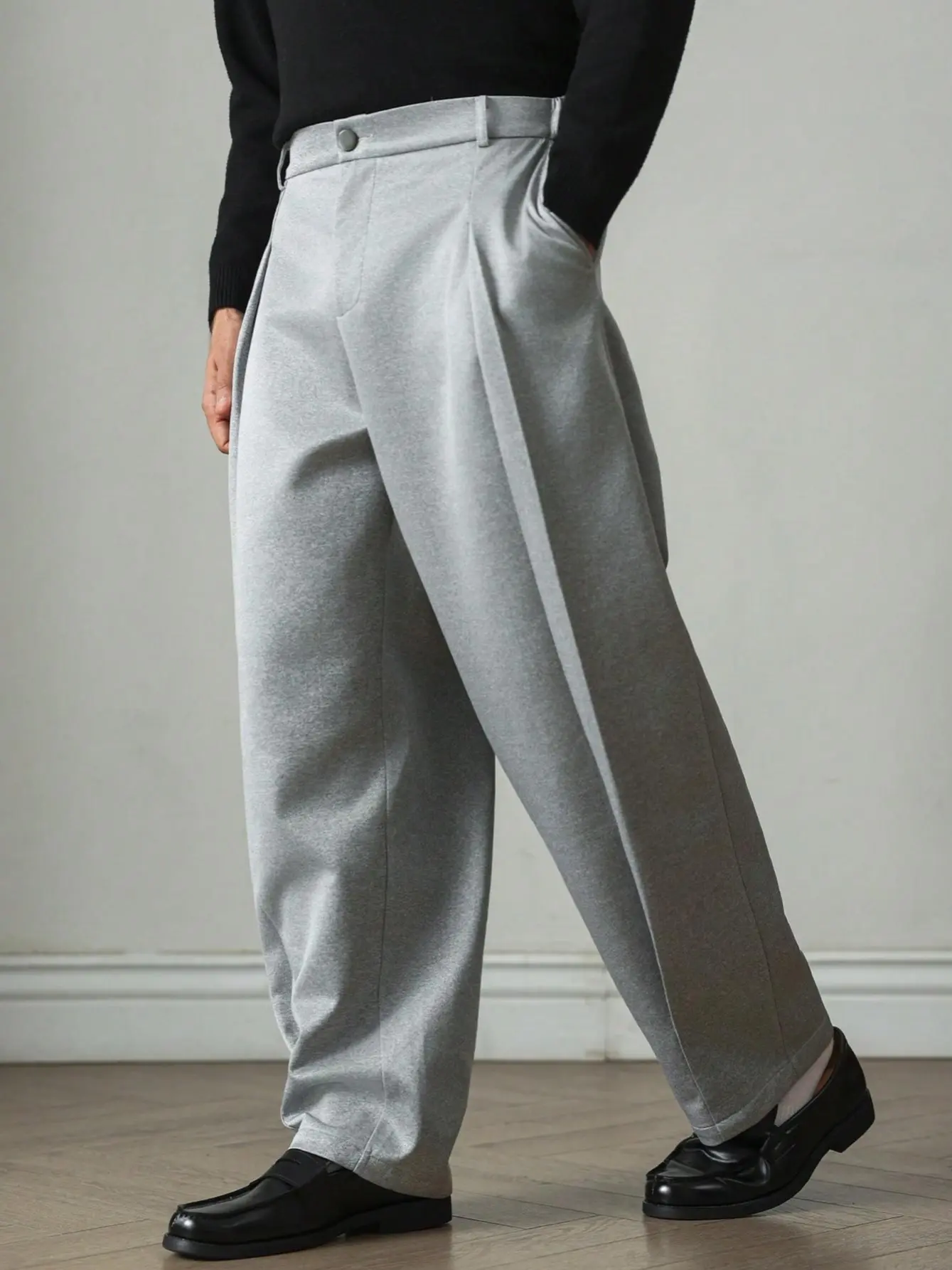 Men's Grey Wide Leg Dress Pants, High Waisted Pleated Trousers with Belt Loops, Loose Fit Formal Casual Pants for Office, Comfortable Stretch Fabric, Classic Business Wear for Men, Versatile Smart Casual Outfits