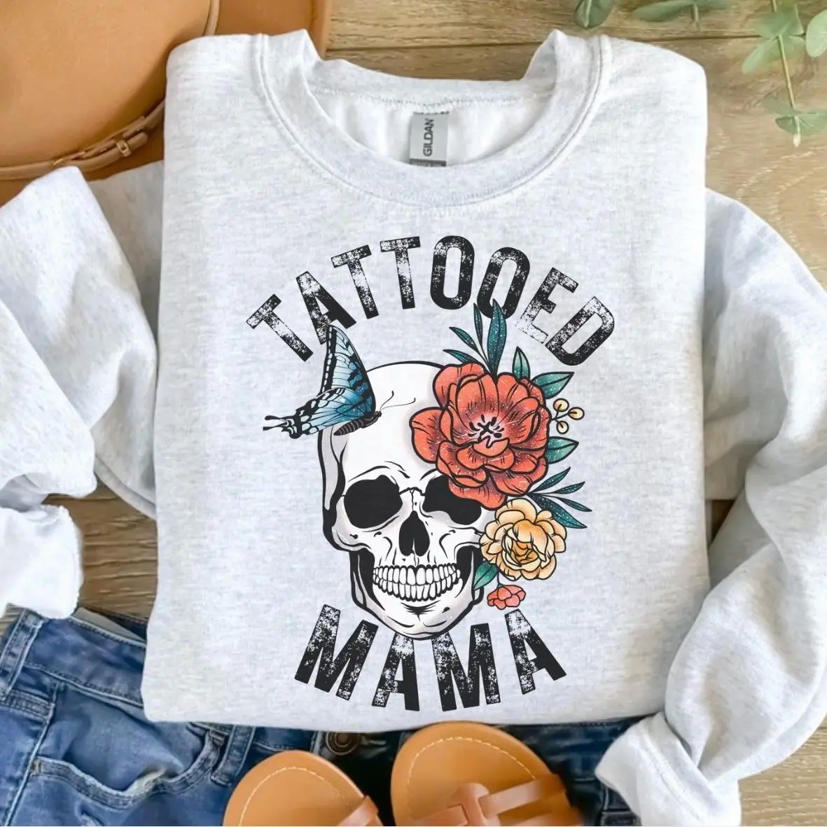 Tattooed Mama Skull Graphic Sweatshirt Edgy Mom Life Crewneck Casual Unisex Pullover Alternative Streetwear Cozy Everyday Wear Gift for Tattooed Moms Women