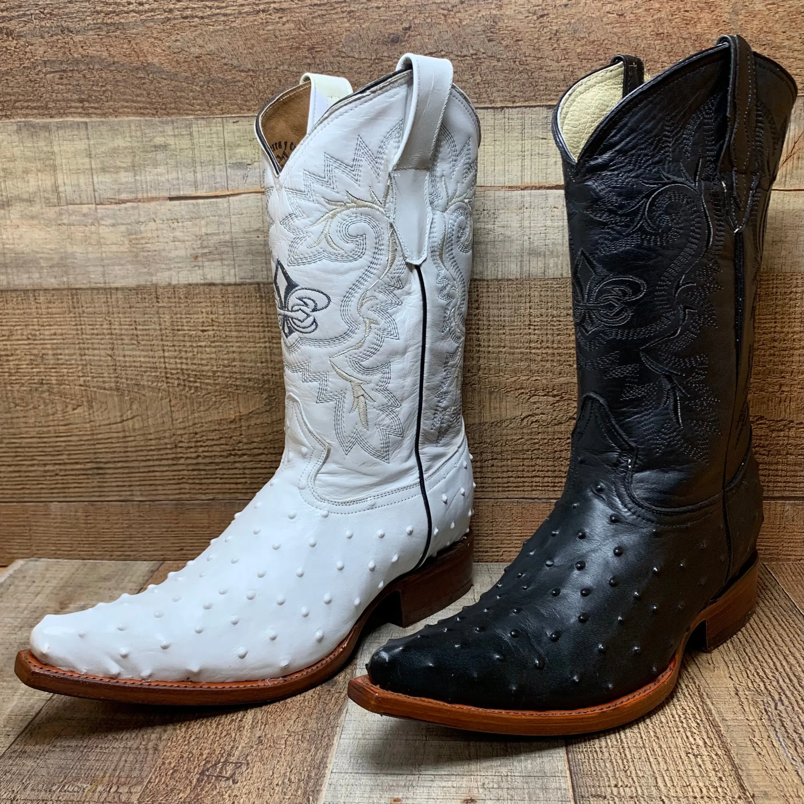 Men's Western Cowboy Rodeo Boots Pointed Toe Genuine Cow Leather Embossed Leather Pattern Handmade in Mexico Est. 097
