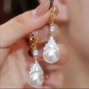 Crown Pearl Hoop Earrings for Women, 2025 New Luxury Jewelry, Chic Elegant Small Designer Statement Design DZEH3691