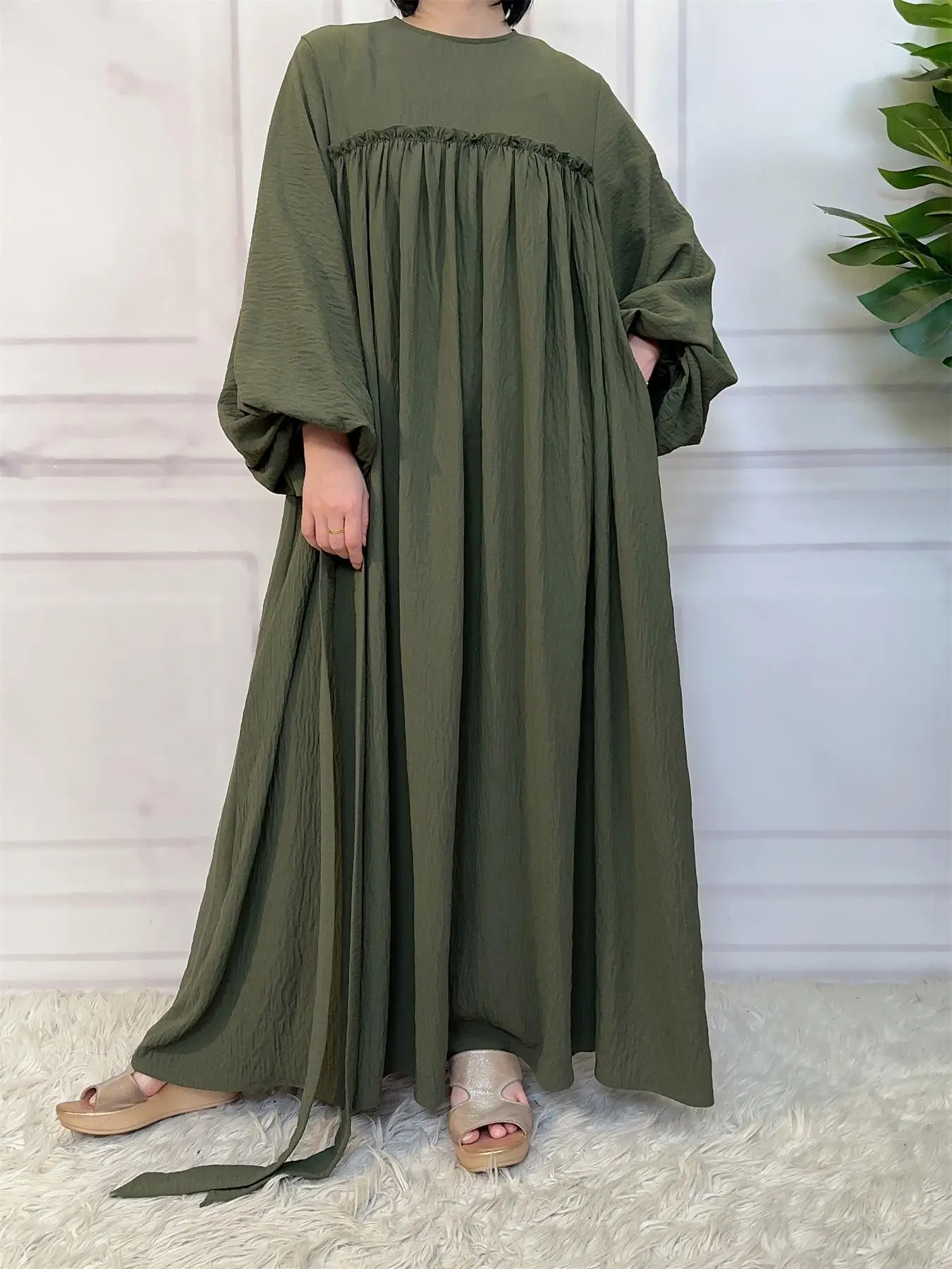 Women's Solid Color Belted Long Sleeve Dress, Casual Round Neck Dress for Fall & Winter, Women's Islamic Clothing for Daily Wear