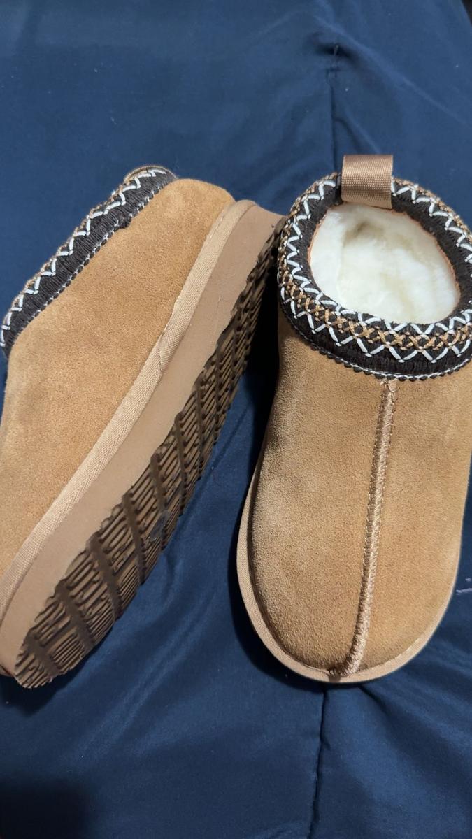 Item: Chestnut, 13 Little Kid