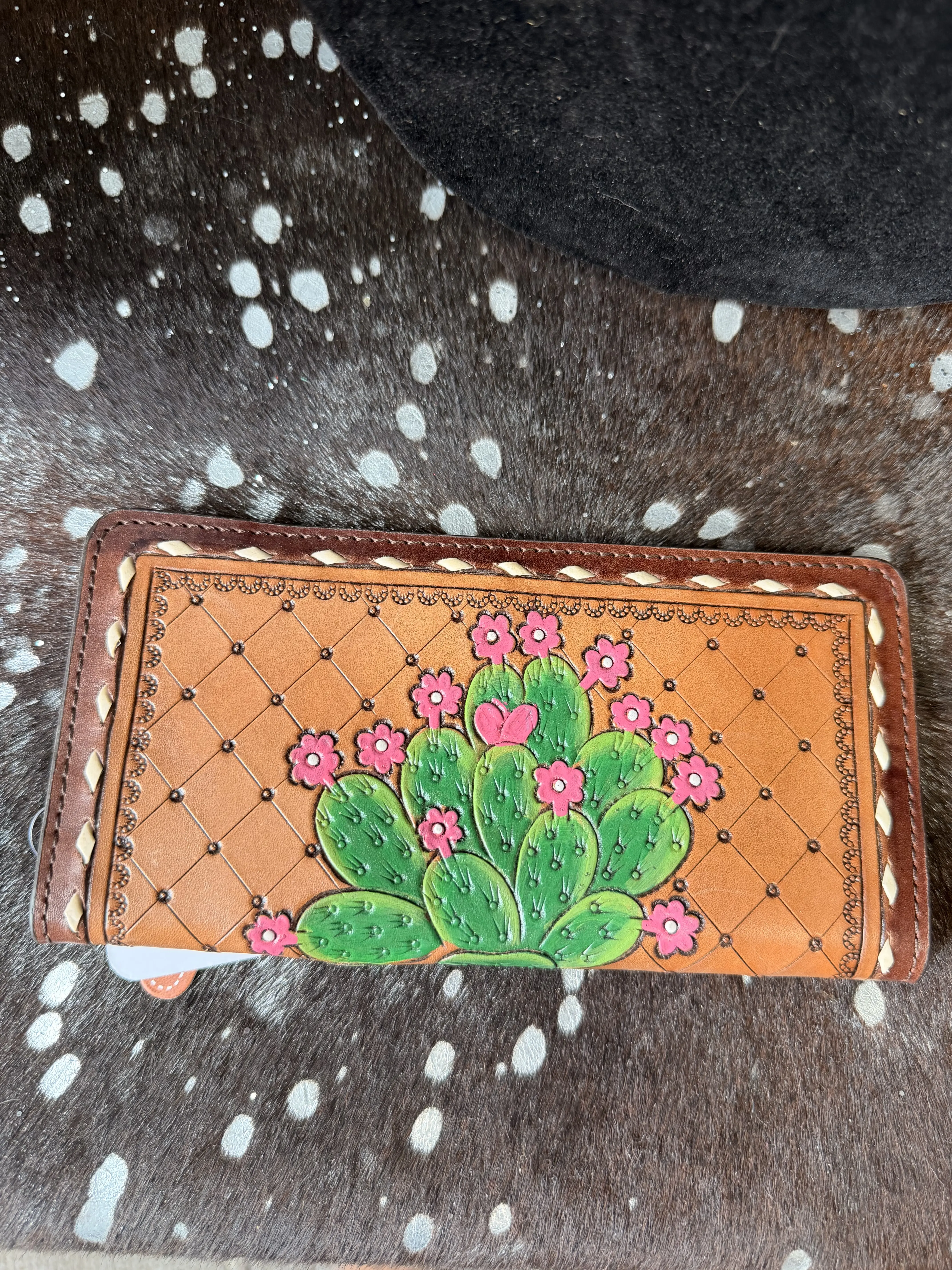Women's Cactus Tooled Craft Leather Wallet, Casual Floral-Designed Women's Wallet for Daily Use, Craft Leather Women's Wallets