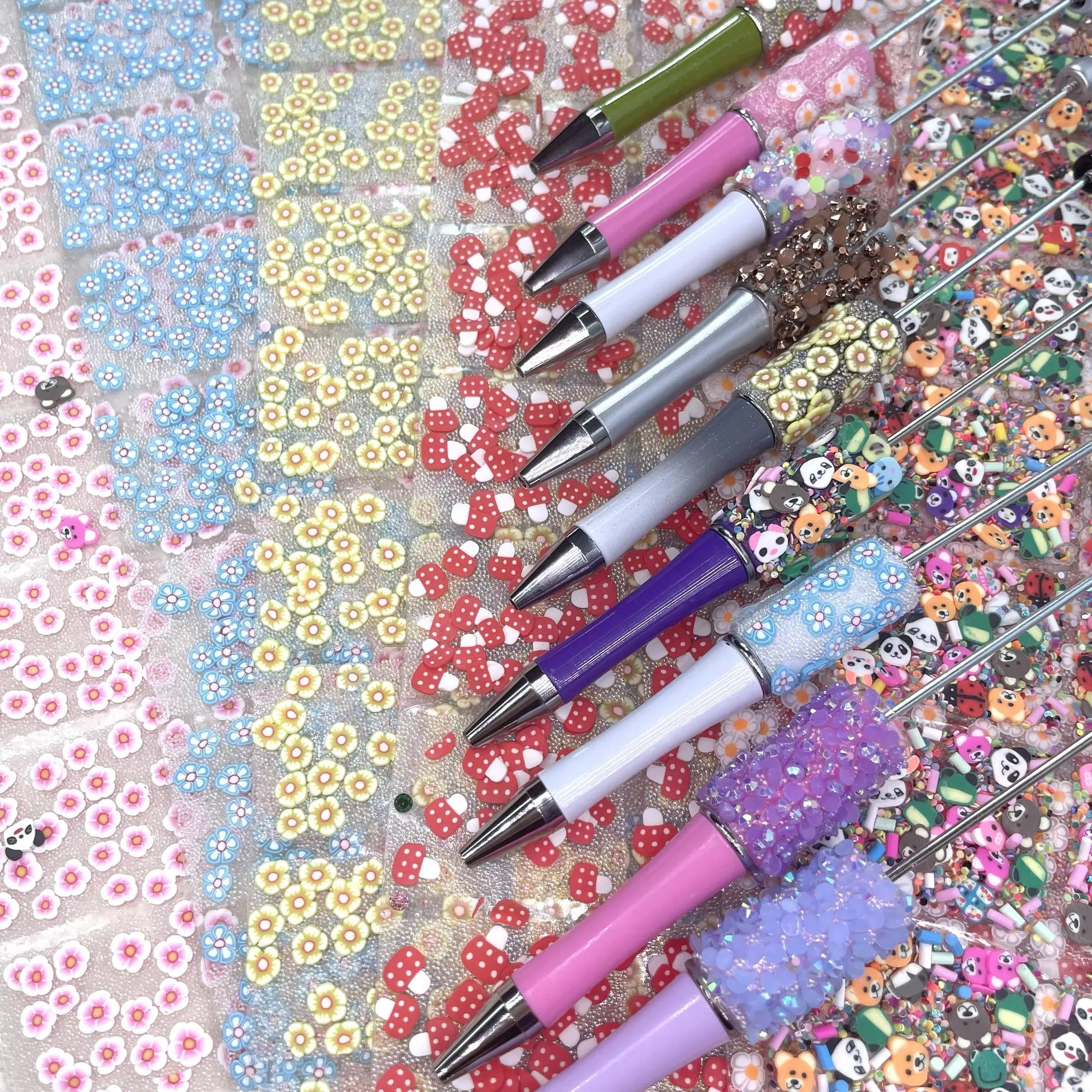 50pcs random flower stickers, stickers can be used for various purposes, decorative purposes, pens can also be used for pasting