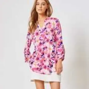 Dear Scarlett Deals Liz-C0129 Plus Top Lavender Multi Dear Scarlett Deals Liz-C0129 Plus Top Lavender Multi