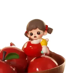 I love the Guoguo series blind box figurines, trendy toys, Peach Girl dolls, gifts, and car decorations