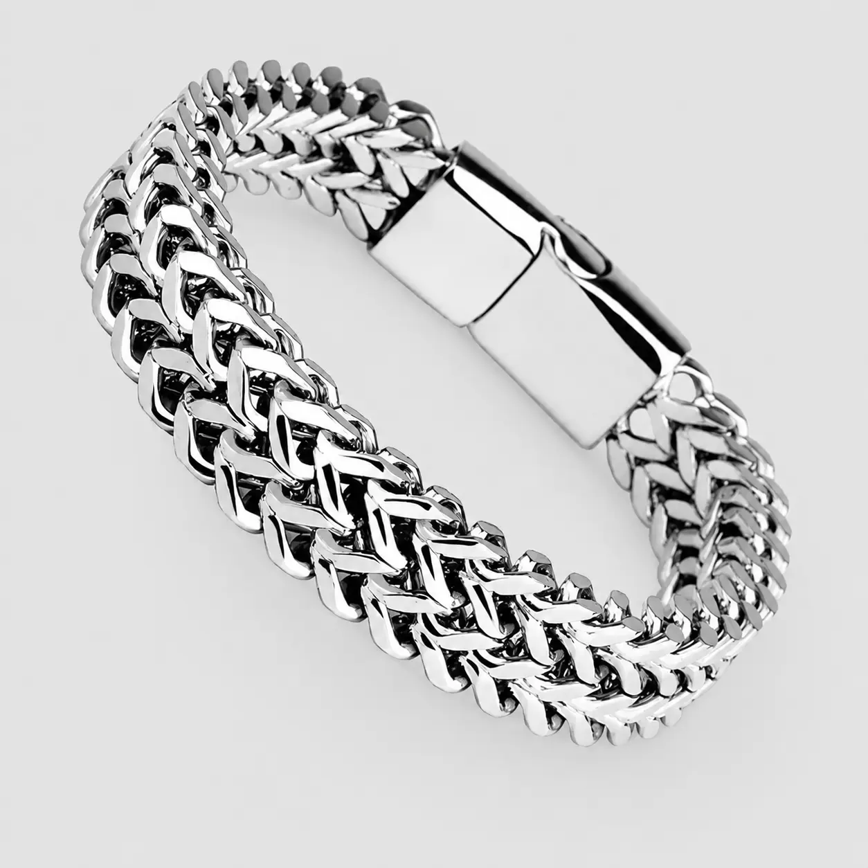 Stainless Steel Braided Double Row Front and Rear Fish Scale Alloy Magnetic Buckle Bracelet with Keel Jewelry New Model