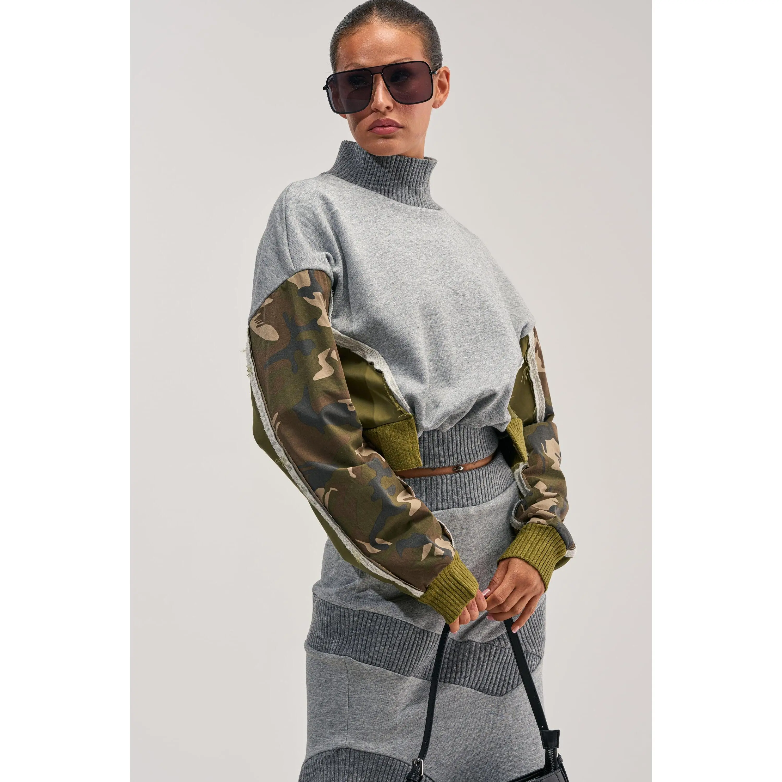 INES COLORBLOCKED SWEATSHIRT