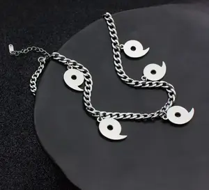 Naruto Magatama Amulet Necklace Japanese Ninja Clan Symbol Pendant Unisex Cosplay Jewelry for Anime Fans Collectors NarutoMerchandise AnimeCosplay MagatamaPendant OtakuGift NinjaJewelry AnimeStyle