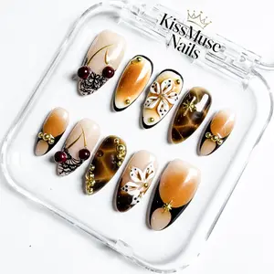 Cherry Vintage Lace Press-On Nails Collection｜10Pcs Medium Almond Shape, Autumn-Winter Caramel Brown Tortoiseshell, Retro Elegant Sweet & Edgy Hot Girl Style, Adorned with 3D Embossment, Metal Accents, Pearls & Round Beads