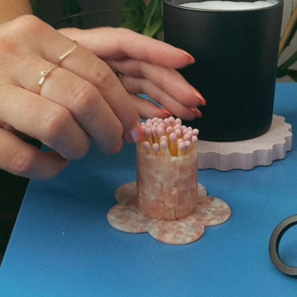 Aesthetic Pink Floral Match Holder + Striker