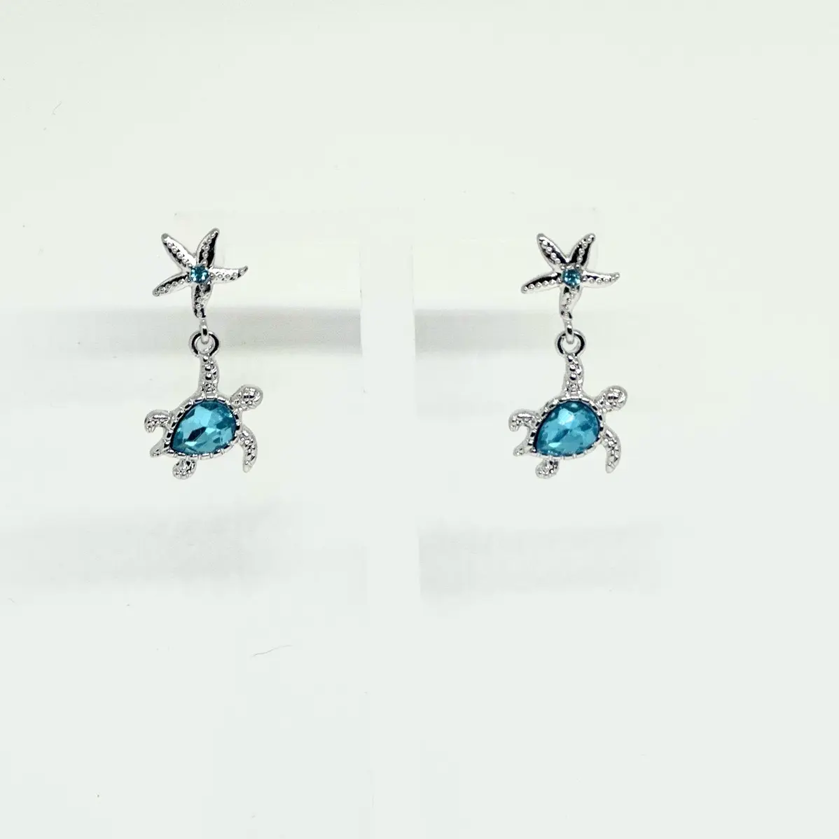 Small Turtle Starfish Stud Earrings