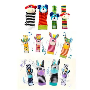 YRUIZEUP Baby Wrist Rattle and Foot Finder Socks Set, Soft Plush Animal Wrist Rattles and Sock Toys, Infant Sensory Development Toys for Newborn Boys Girls