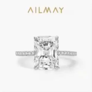 Rings - Elegant Design with Decorative Elements - Ideal for Everyday Wear