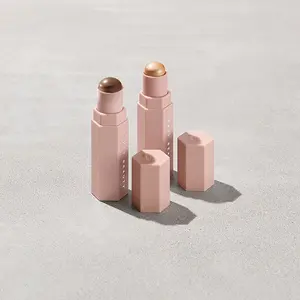 Fenty Beauty Sculpt N Shimmer Duo: Match Stix Contour + Shimmer Skinstick Makeup Fenty Beauty Sculpt N Shimmer Duo: Match Stix Contour + Shimmer Skinstick Makeup
