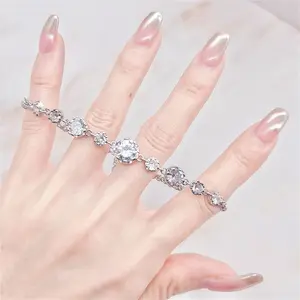 A luxurious hand polished Mosonite colored bracelet paired with colored zircon, sparkling Mosonite, and colored zircon. Master level aesthetic design. Excellent quality. Brilliant and radiant. High quality manual polishing