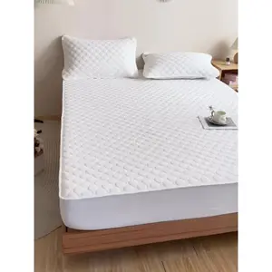 Waterproof Fitted Sheet with Elastic Deep Pocket Super Soft Microfiber Mattress Protector Fitted Sheet for Bed Bug Proof All Seasons Use Twin Full Queen King Size