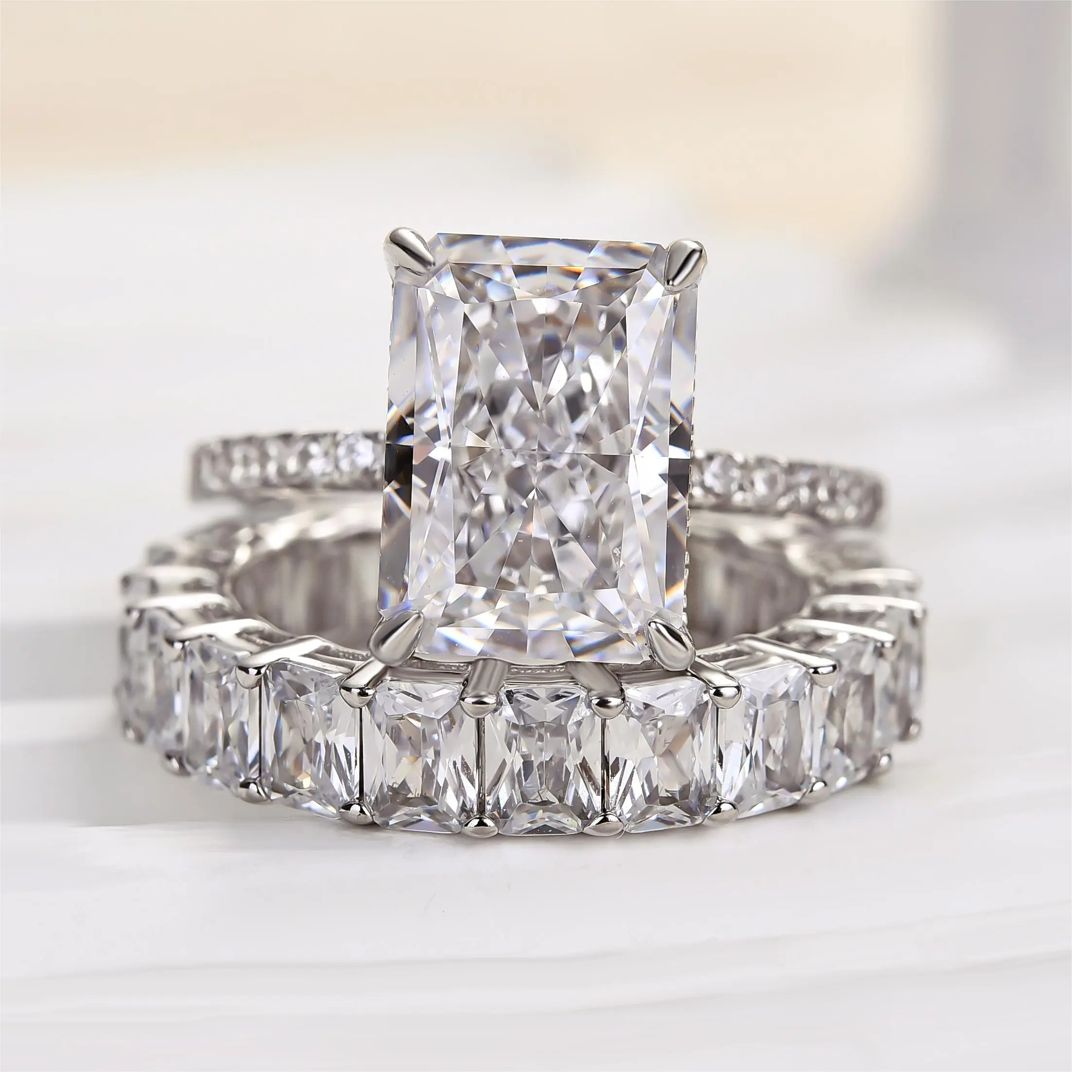 Effinny 3.5ct Radiant Cut 5A Cubic Zirconia Bridal Engagement Ring Set - Solitaire Design, Anniversary Promise Ring, Solitaire Engagement Rings