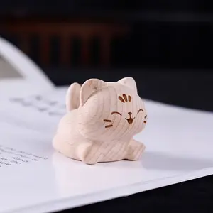 1 piece hand-carved wooden money-bringing figurine - running cat small statue, suitable for Christmas and New Year's festival decoration, indoor home decoration, decorative embellishment, festival statue, Interior decoration accessories